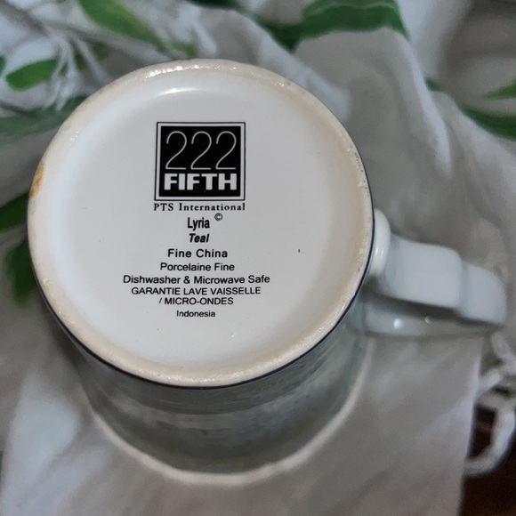 222 Fifth Lydia Teal mug - Picture 4 of 5